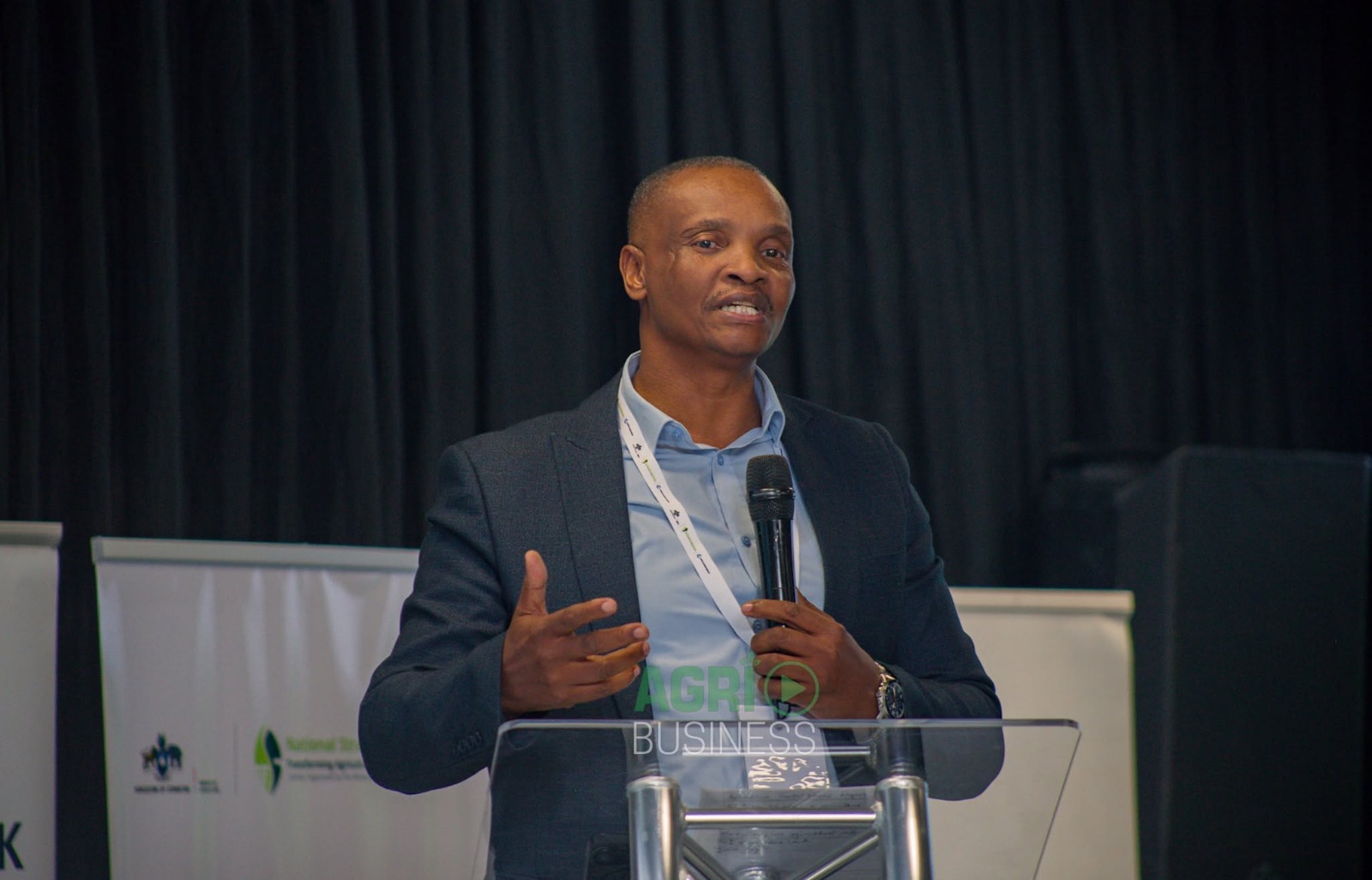 Sibusiso Mngadi speaking at an Agribusiness event